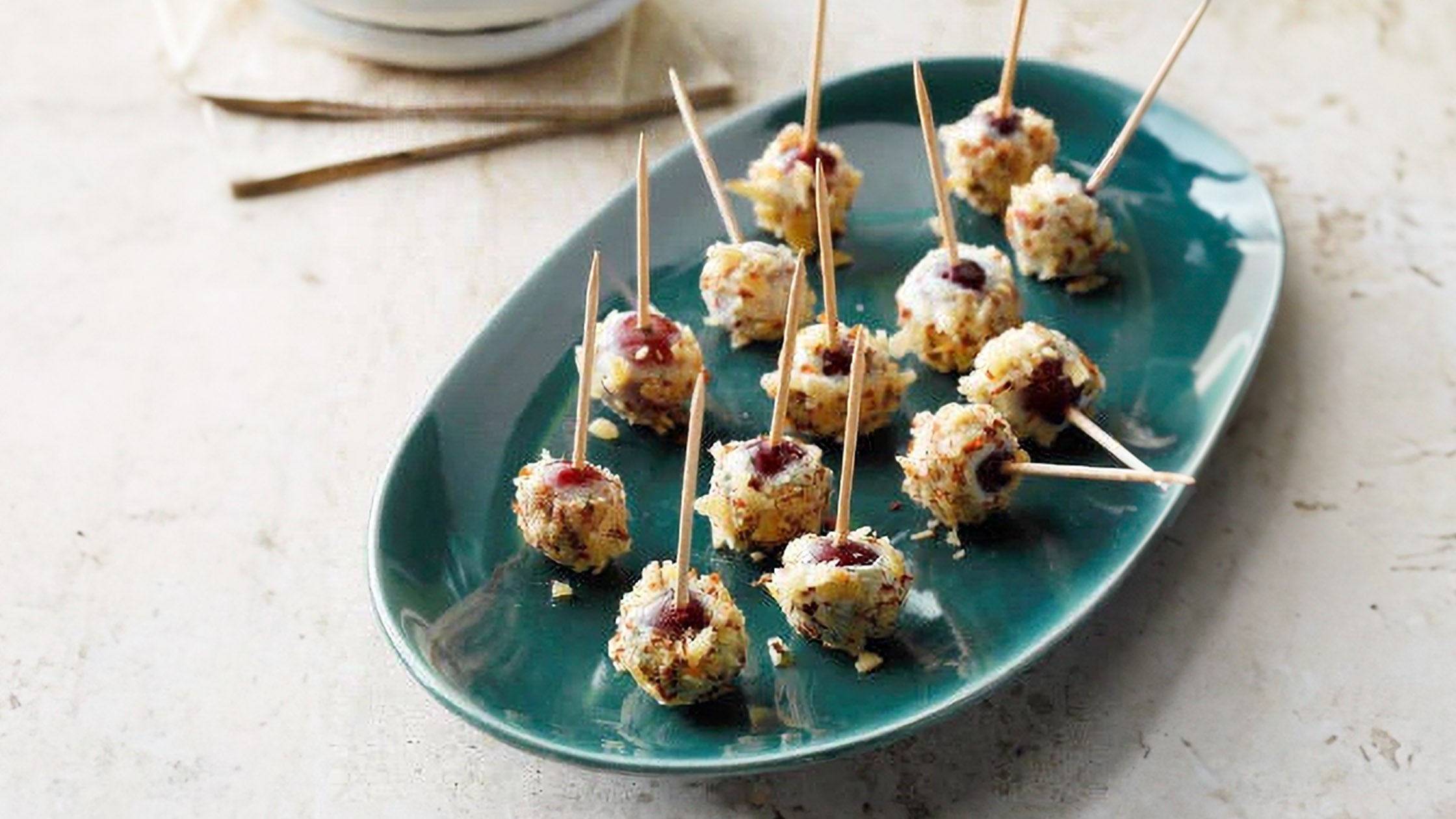 Grape & Cheese Appetizers